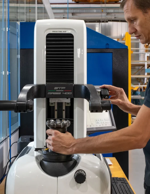 Cilindri pneumatici: Funzionamento, Tipologie e Applicazioni